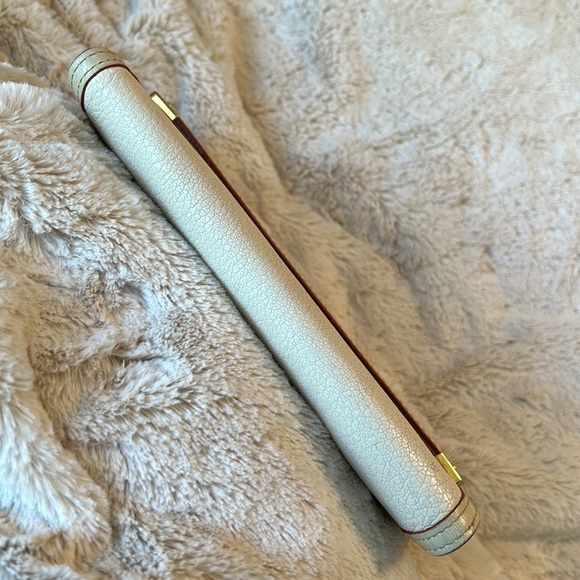 LOUIS VUITTON Suhali Porte Tresor International Trifold Wallet Ivory - Picture 5 of 12